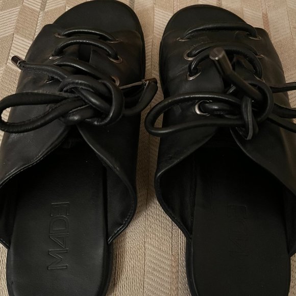 M4D3 THICK LACED SLIDES - Picture 7 of 7